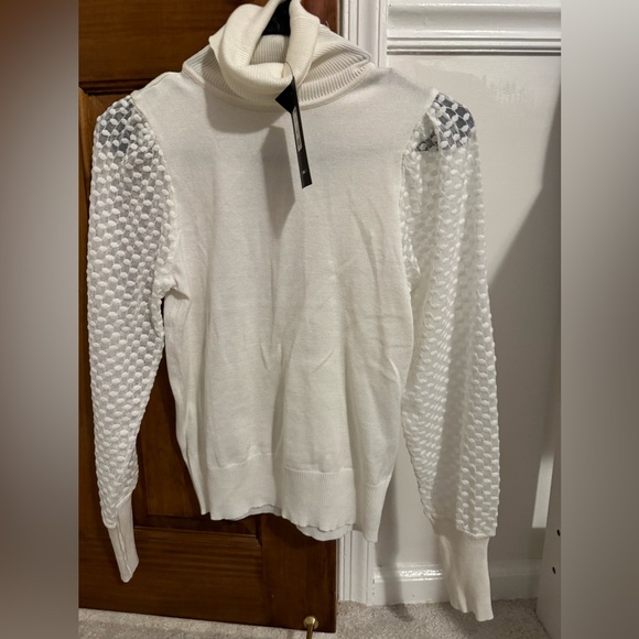 Admire Me Turtleneck Sweater - Ivory - Picture 3 of 4